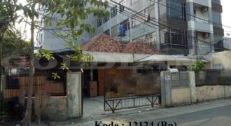 KODE :12124(Bn) Rumah Tua Mangga Besar, Luas 16,5×30 Meter, Mangga Besar, Jakarta Barat