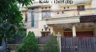 KODE :12615(Dj) Rumah Disewa Cempaka Putih, Luas 250 Meter