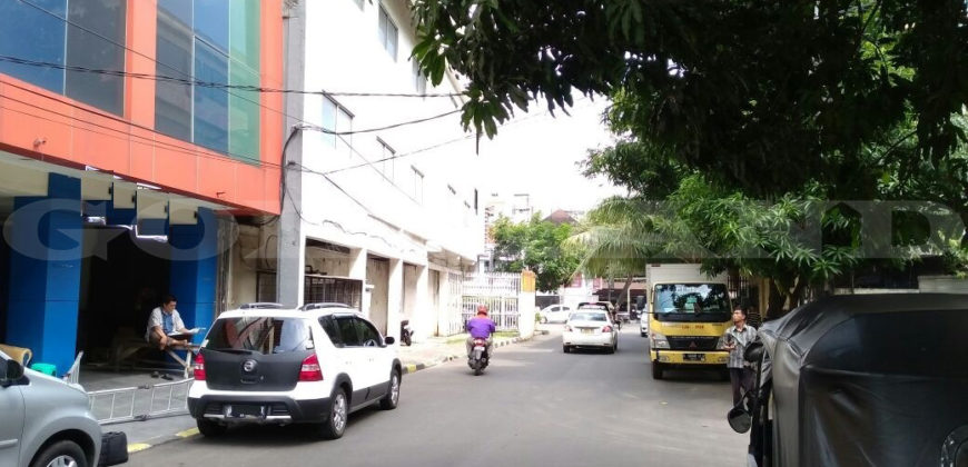 KODE :12514(Jm/Hb/Ap) Ruko Dijual Pasar Baru, Luas 5×18 Meter