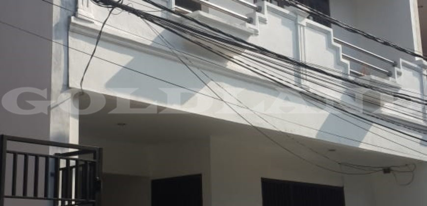 KODE :12619(Si/Br) Rumah Disewa Sunter, Luas 8×11 Meter