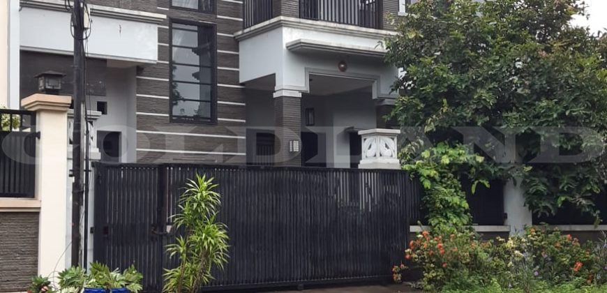 KODE :12783 (Bn/Si) Rumah DiSewa Sunter, Luas 12×18 m (216 Meter), jakarta utara