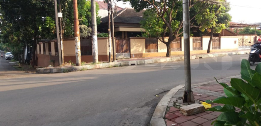 KODE :13752(Ls) Rumah Dijual Meruya, Full Furnish, Luas 25×18,5 Meter, Jakarta Barat