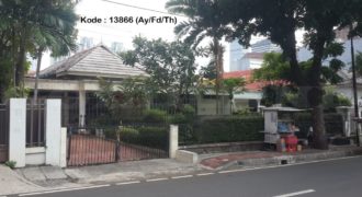KODE :13866(Ay/Fd/Th) Rumah Dijual Menteng, Luas 670 Meter, Jakarta Pusat