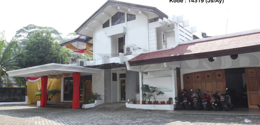 KODE :14319(Js/Ay) Rumah Dijual Pondok Indah, Luas 30,35×55 Meter, Pondok Indah, Jakarta Selatan