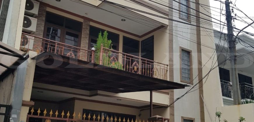 Kode : 14455 (Ak/At), Rumah Dijual Sunter Graha Pratama, Luas 120 meter (8×15 m2), Jakarta Utara