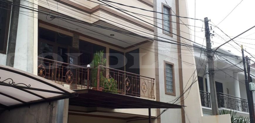 Kode : 14455 (Ak/At), Rumah Dijual Sunter Graha Pratama, Luas 120 meter (8×15 m2), Jakarta Utara