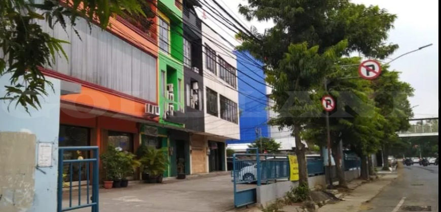 KODE :14594(Dj) Ruko Dijual/Disewa Kramat, Luas 4,5×14 Meter, Jakarta Pusat