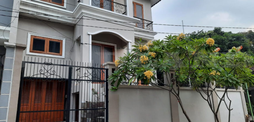 Kode : 10487 (Yi), Rumah DisewaSunter, Luas 224 meter (14×16 m2), Jakarta Utara