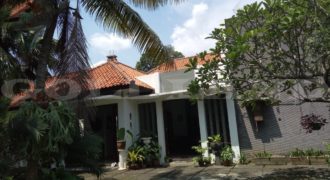 KODE :15251(Dj) Rumah Dijual Mampang Prapatan, Luas 1.400 Meter, Jakarta selatan