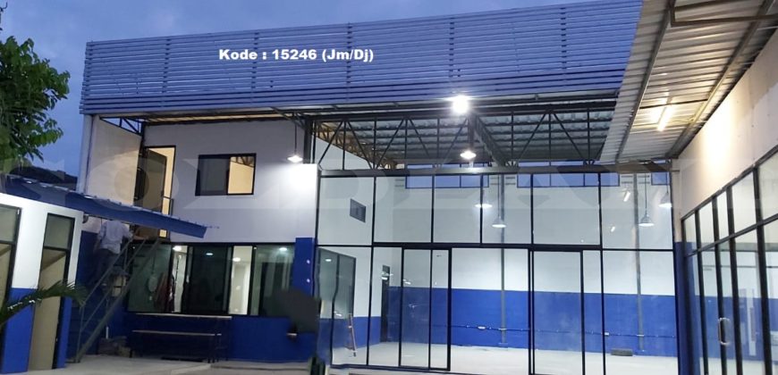 KODE :14776 Dj    Luas Tanah 8×16 Meter (128 Meter)  Bangunan 1 Lantai  Kamar Mandi 1  Hadap Utara  Kitchen Set  PAM  Garasi/Carport  Cocok Untuk Usaha / Catering  Jalan Lebar  Ada Control Room  Lantai Bawah Saja, Bekasi