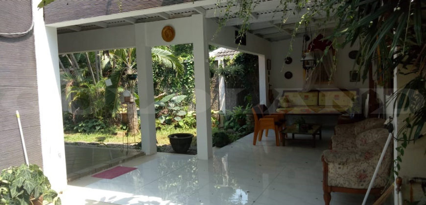 KODE :15251(Dj) Rumah Dijual Mampang Prapatan, Luas 1.400 Meter, Jakarta selatan