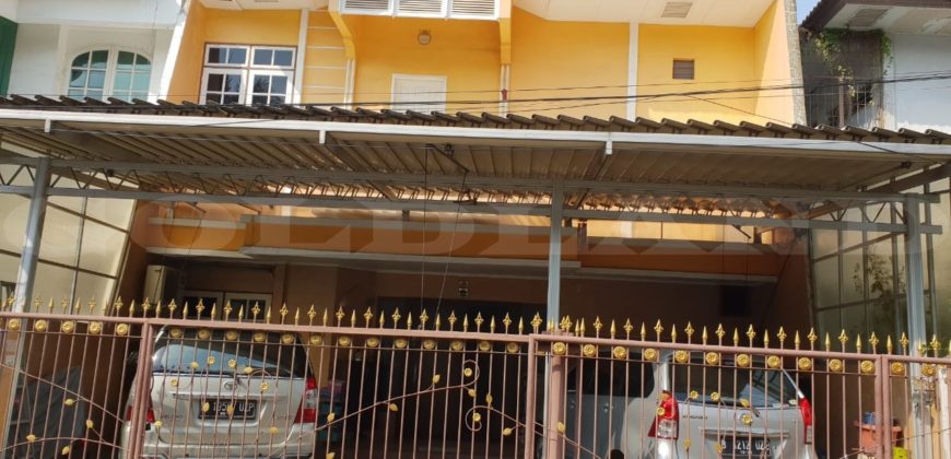 Kode: 14031(Li), Rumah Dijual Kelapa Gading, Hadap Selatan, Luas 9×17 meter(153 meter), Jakarta Utara