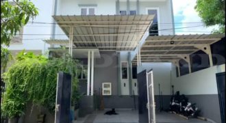 KODE :14781(Dj) Rumah Dijual Kelapa Gading, Luas 8×18 Meter, Jakarta Utara