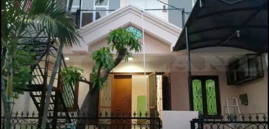 KODE :15279(Dj) Rumah Dijual Kelapa Gading, Semi Furnish, Luas 8×15 Meter, Jakarta Utara