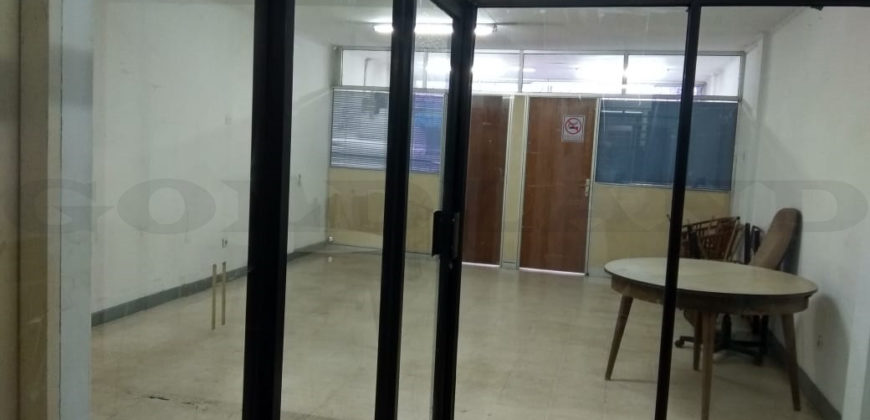 KODE :14741(Jn) Ruko Dijual/Disewa Hayam Wuruk, Luas 5×15 Meter, Jakarta Pusat