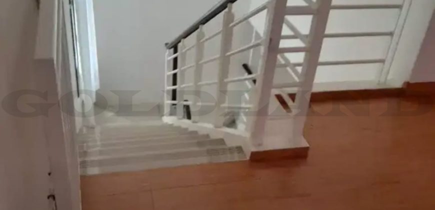 Kode: 15411(Dj), Rumah Dijual Kelapa Gading, Hadap Barat Laut, Luas 10×18 meter(180 meter), Jakarta utara