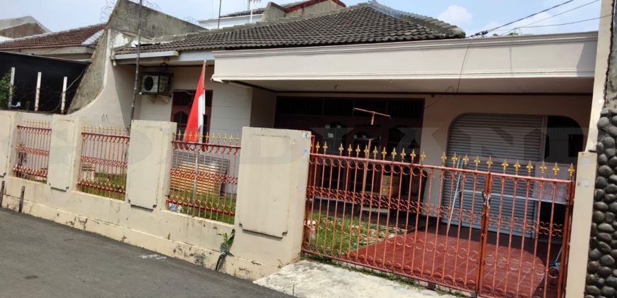 Kode : 15631 (Br/Iv), Rumah dijual Kayu mas selatan, Hadap Timur, Luas 240 meter (12×20 m2), Jakarta Timur