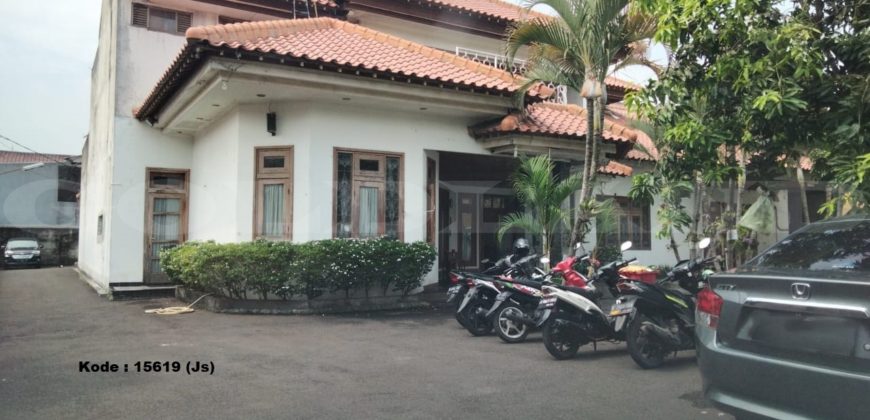 Kode: 15619(Js), Rumah Dijual Kebayoran Lama, Hadap Timur, Luas 1750 meter, Jakarta Seltan