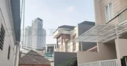 Kode : 15590 (Dj), Rumah Dijual Pasar baru, Luas 50 meter (4×12.5 m2), Jakarta Pusat