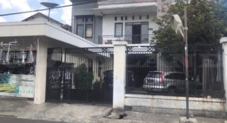 Kode : 15685 (Js), Dijual Rumah Matraman, Luas 368 meter, Jakarta Timur