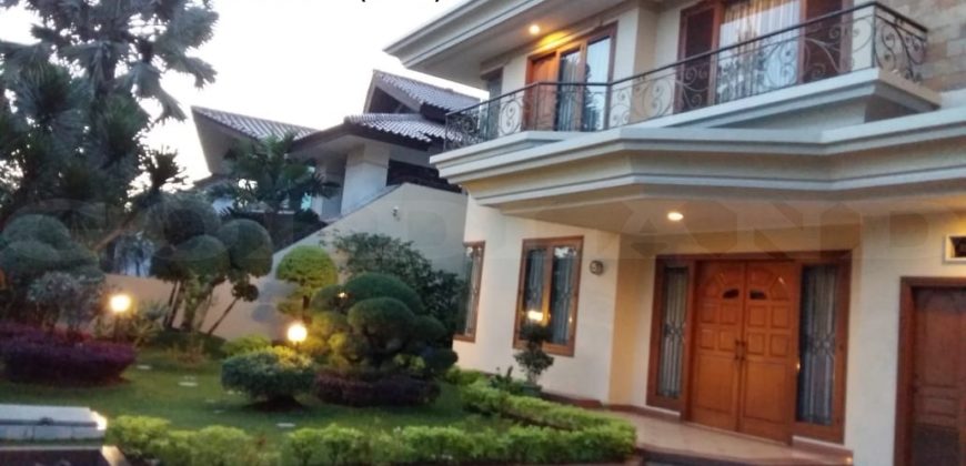 Kode : 14823 (Jm/Ha), Rumah dijual Puri indah raya, Luas 600 meter (20×30 m2), Kembagan, Jakarta Barat