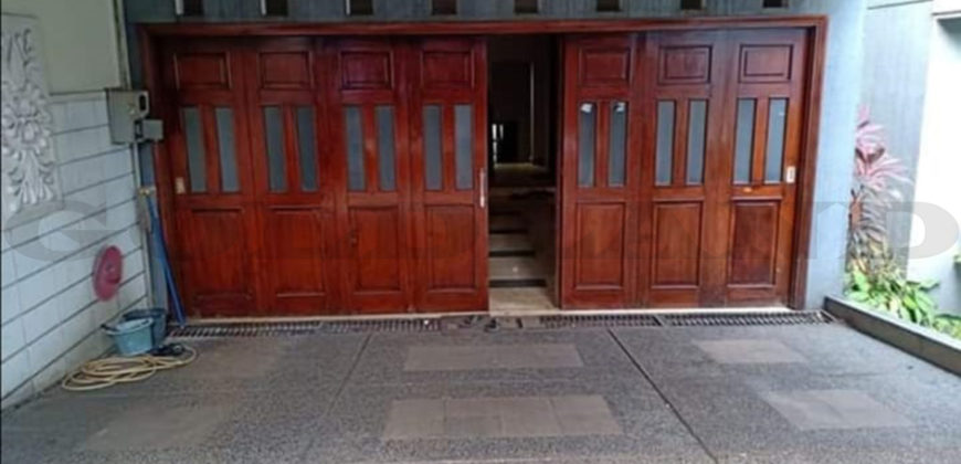 Kode : 15823 (Js), Rumah Dijual Pasar minggu, Luas 895 meter, Jakarta selatan