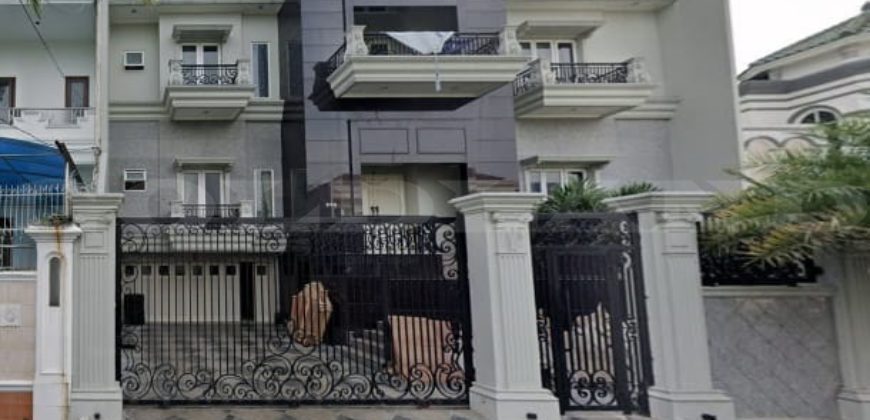 Kode : 15983 (Dj), Rumah Dijual Sunter, Luas 630 meter, Jakarta Utara