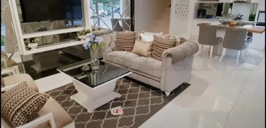 Kode : 15766 (Dj), Rumah Dijual PIK, Luas 80 meter (8×10 m2), Jakarta Utara