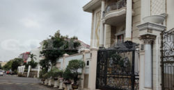 Kode : 14470 (Br/At), Rumah DIjual Kelapa gading, Luas 648 meter, Jakarta Utara