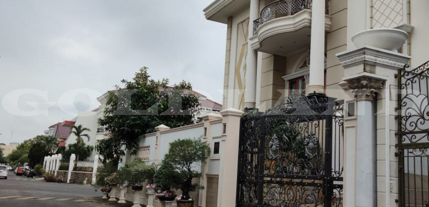 Kode : 14470 (Br/At), Rumah DIjual Kelapa gading, Luas 648 meter, Jakarta Utara