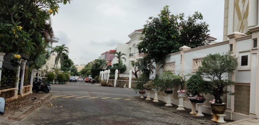 Kode : 14470 (Br/At), Rumah DIjual Kelapa gading, Luas 648 meter, Jakarta Utara