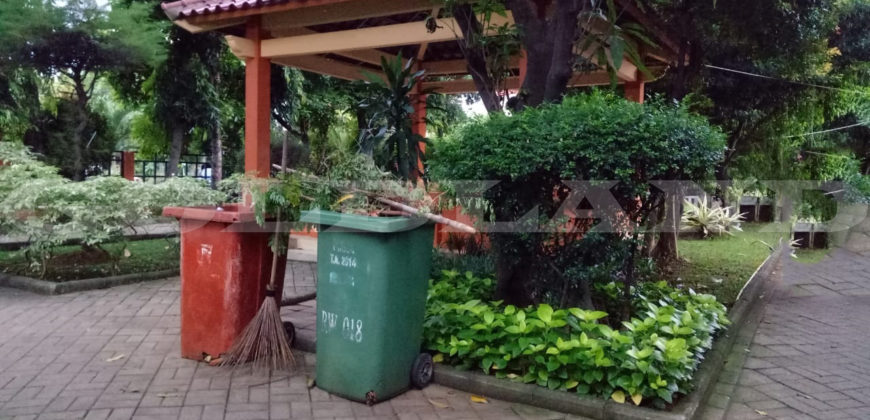 Kode: 15733(Si/Yg), Rumah Dijual Sunter, Hadap Selatan-Timur, Luas 12×21 meter(252 meter), Jakarta Utara