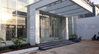 Kode: 16031(Js), Gedung Dijual Raya Siloam, Luas 1500 meter, Jakarta Barat