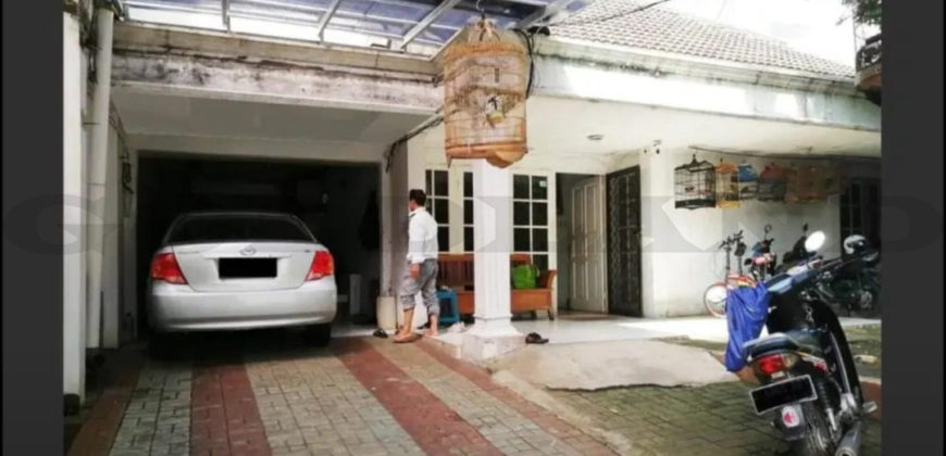 Kode : 15798 (Dj), Dijual Rumah Kebayoran Baru, Luas 294 meter, Jakarta Selatan