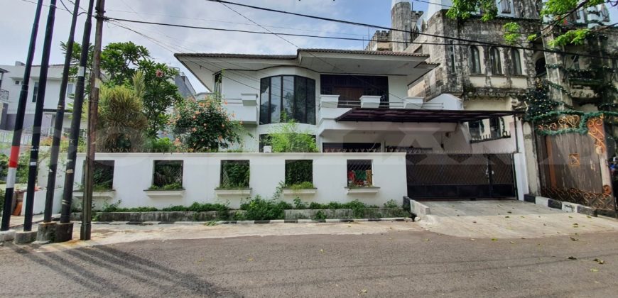 Kode: 16117(Jm/Ha), Rumah Disewa Kayu Putih Selatan, Luas 300 meter, Jakarta Timur