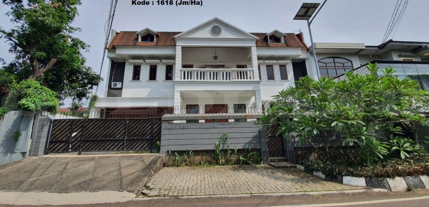 Kode: 16118(Jm/Ha), Rumah Disewa Kayu Putih, Luas 370 meter, Jakarta Timur