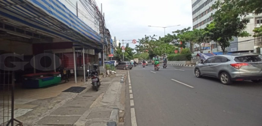 Kode: 16402(Dj), Ruko Samanhudi, Hadap Selatan, Luas 10×30 meter(300 meter), Jakarta Pusat