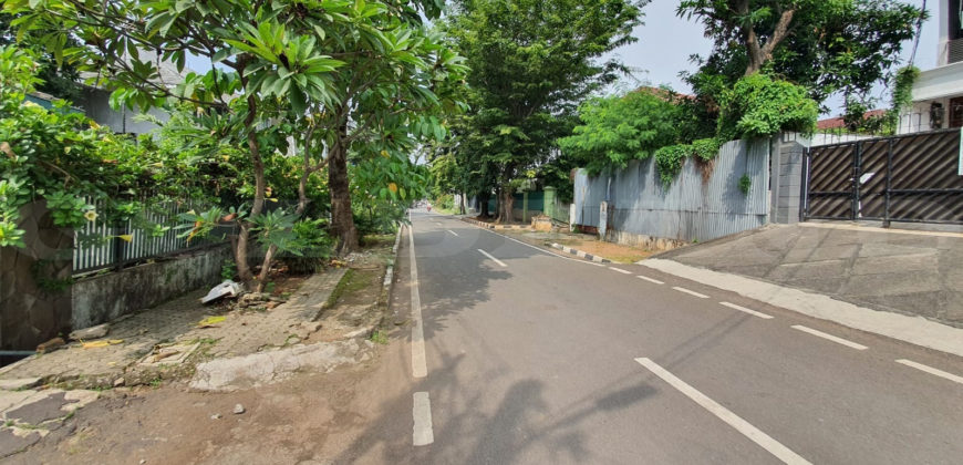 Kode: 16117(Jm/Ha), Rumah Disewa Kayu Putih Selatan, Luas 300 meter, Jakarta Timur