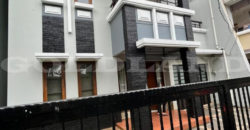 Kode : 16308 (Ad), Disewa Rumah Kelapa gading, Luas 220 meter (11×20 m2), Jakarta Utara