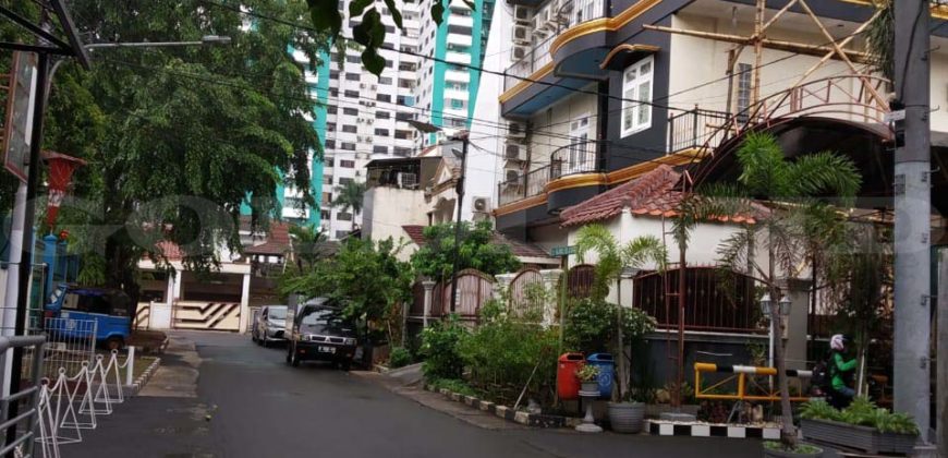 Kode : 16341 (Js), Dijual Apartment Serpong garden, Luaas 29 meter, Tangerang