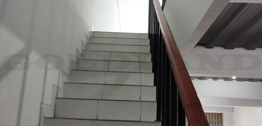 Kode : 14473 (Br/Fd/At), Disewa Ruko Bizpark, luas 111 meter (6×18.5 m2), Jakarta Timur