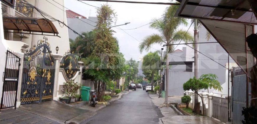 Kode : 16341 (Js), Dijual Apartment Serpong garden, Luaas 29 meter, Tangerang