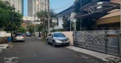 Kode : 16479 (Dj), DIjual rumah sawah besar, Luas 260 meter (10×26 m2), Jakarta pusat