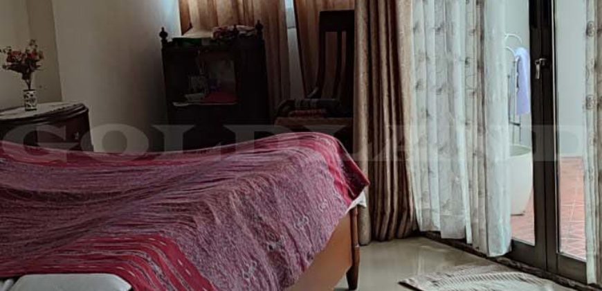 Kode : 16551 (Si), Dijual/sewa Apartment Taman kemayoran Condominium, Luas  161 meter, Jakarta pusat