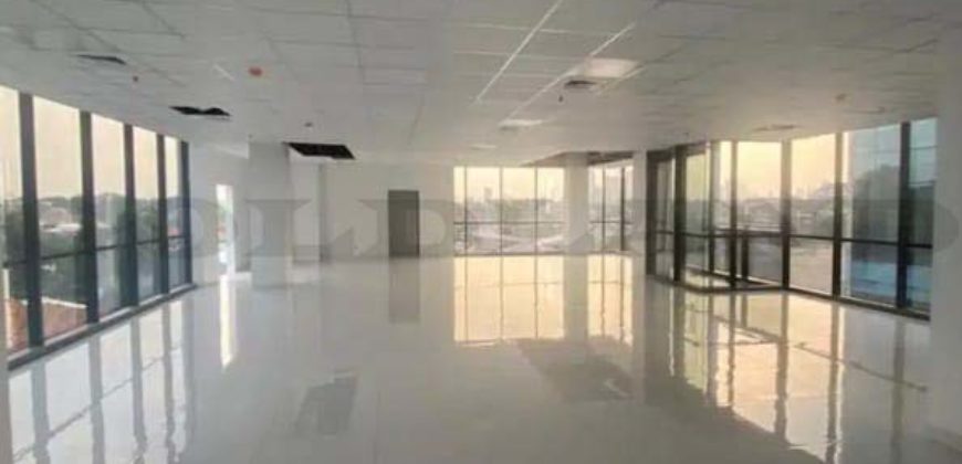 Kode : 16580 (Dj/Fd), Dijual Gedung Mampang prapatan, Luas 710 meter, Jakarta Selatan