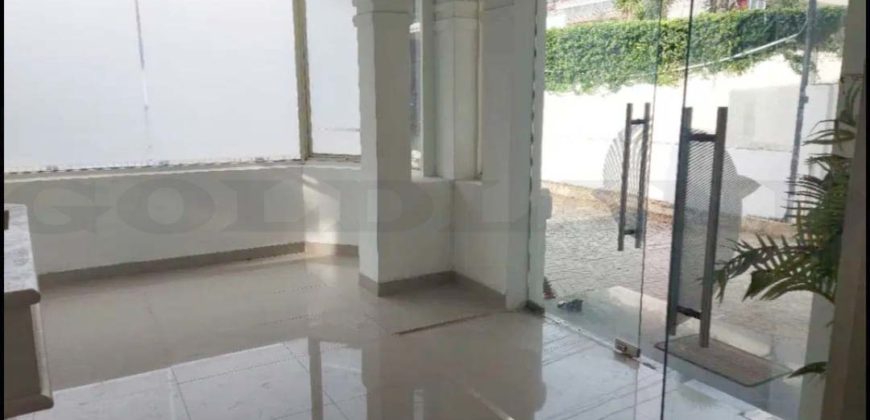 Kode : 16588 (Dj), Disewa ruko gambir, luas 450 meter, jakarta pusat