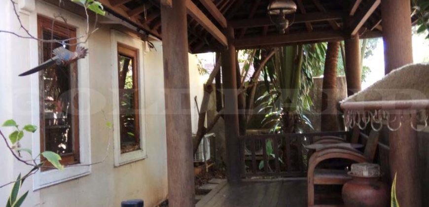 Kode : 16657 (Js/Jm), Dijual rumah Mampang prapatan, luas 300 meter, Jakarta selatan