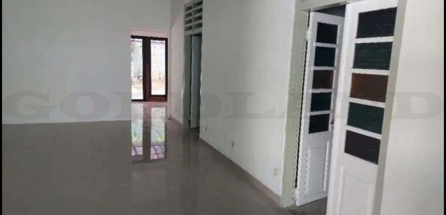 Kode : 16588 (Dj), Disewa ruko gambir, luas 450 meter, jakarta pusat