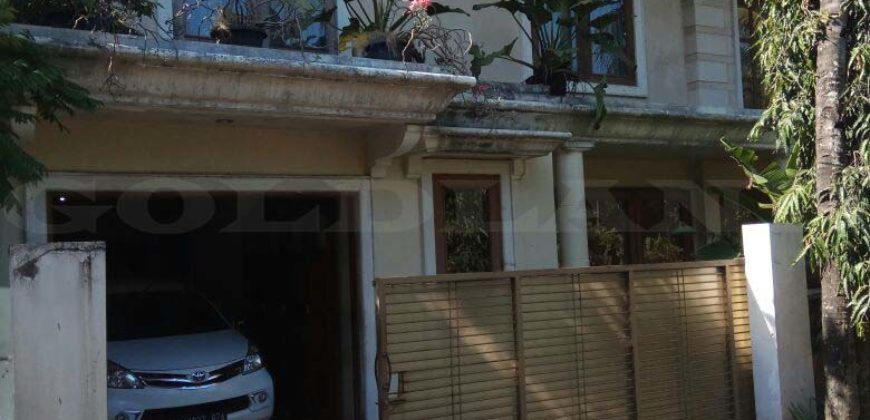 Kode : 16657 (Js/Jm), Dijual rumah Mampang prapatan, luas 300 meter, Jakarta selatan