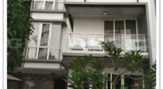 Kode : 16627 (Js), Dijual rumah Springhill town house, kemayoran, Luas 900 meter, Jakarta pusat